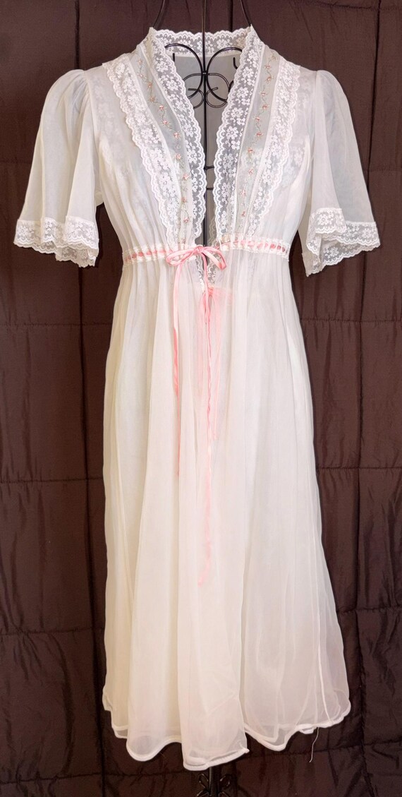 Vintage White Lace Lingerie Set | Sheer Nightgown… - image 2
