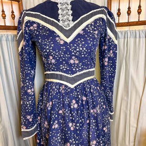 70s Gunne Sax Dress Blue Floral