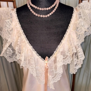 Vintage Cira Peach Pink Nightgown | Romantic Lace Flutter Sleeve Slip Dress | Cottagecore Lingerie | Size Large