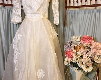1950s Ivory Lace Wedding Dress: Tea Length Tulle Bridal Gown Cottagecore Elegance
