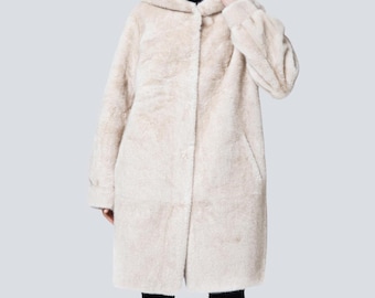 Women’s Faux Fur Winter Coat Long | Luxury Soft Vegan Fur Coat for Women | Elegant Fall Winter Overcoat