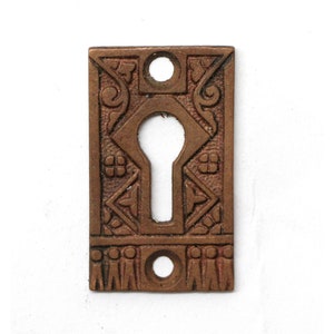 Antique 1.75 in. Aesthetic Bronze Door Keyhole Cover Plate