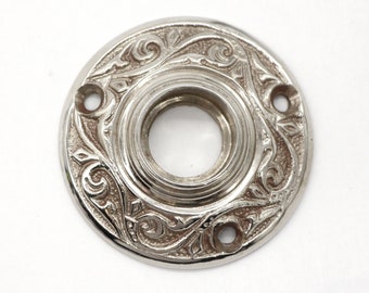 Victorian Solid Cast 2 Zoll. Vernickelte Türrosette