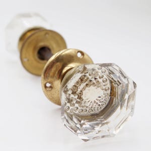 Set di pomelli per porte in vetro sfaccettato antico