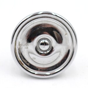 Tirador moderno de latón cromado de 2,8 cm (1,125 pulgadas) para cajones y armarios.