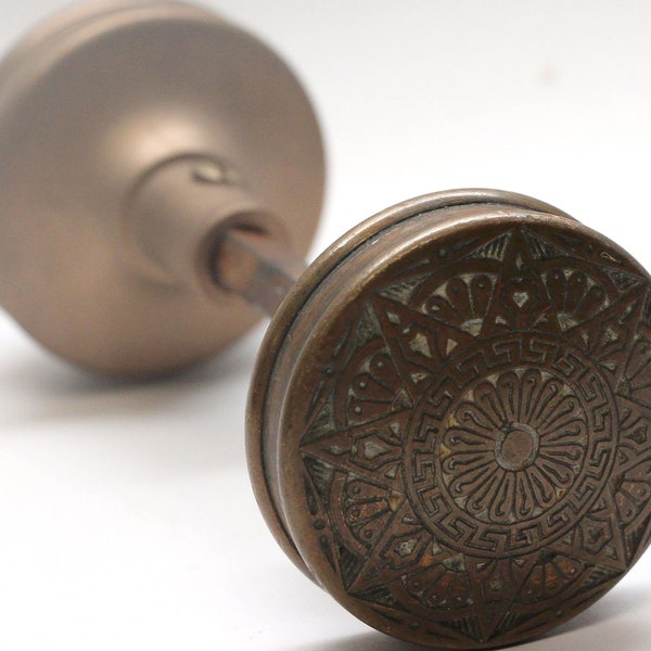 Antique 1880s Mallory Wheeler 8 Fold Bronze Passage Door Knobs