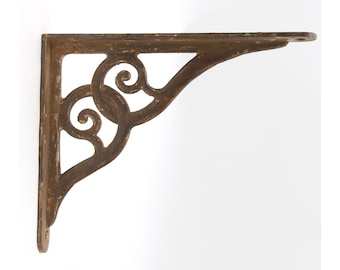 Vintage 8 in. Cast Iron Traditional Shelf Bracket