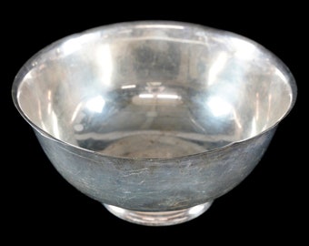 Waldorf Astoria 12 in. Stainless Steel Serving Bowl with Base