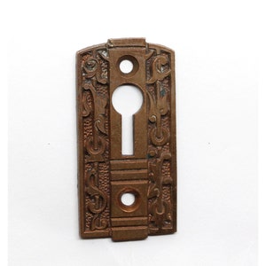 Antique 2.25 in. Aesthetic Bronze Door Keyhole Cover Plate