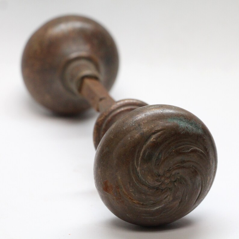 Dark Bronze Reading Romanesque Door Knob Set