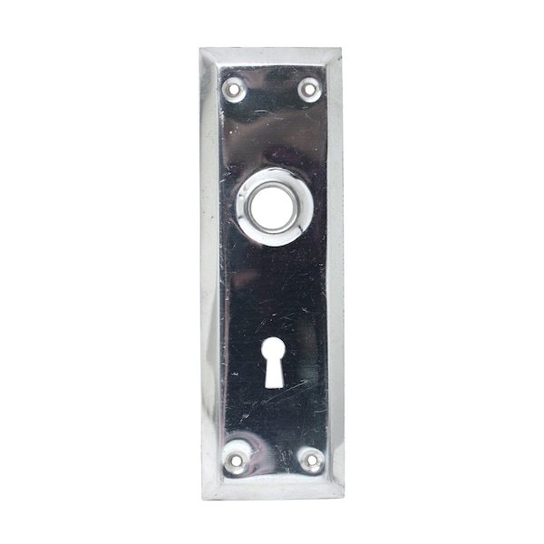 7.25 in. Chrome Keyhole Door Classic Back Plate