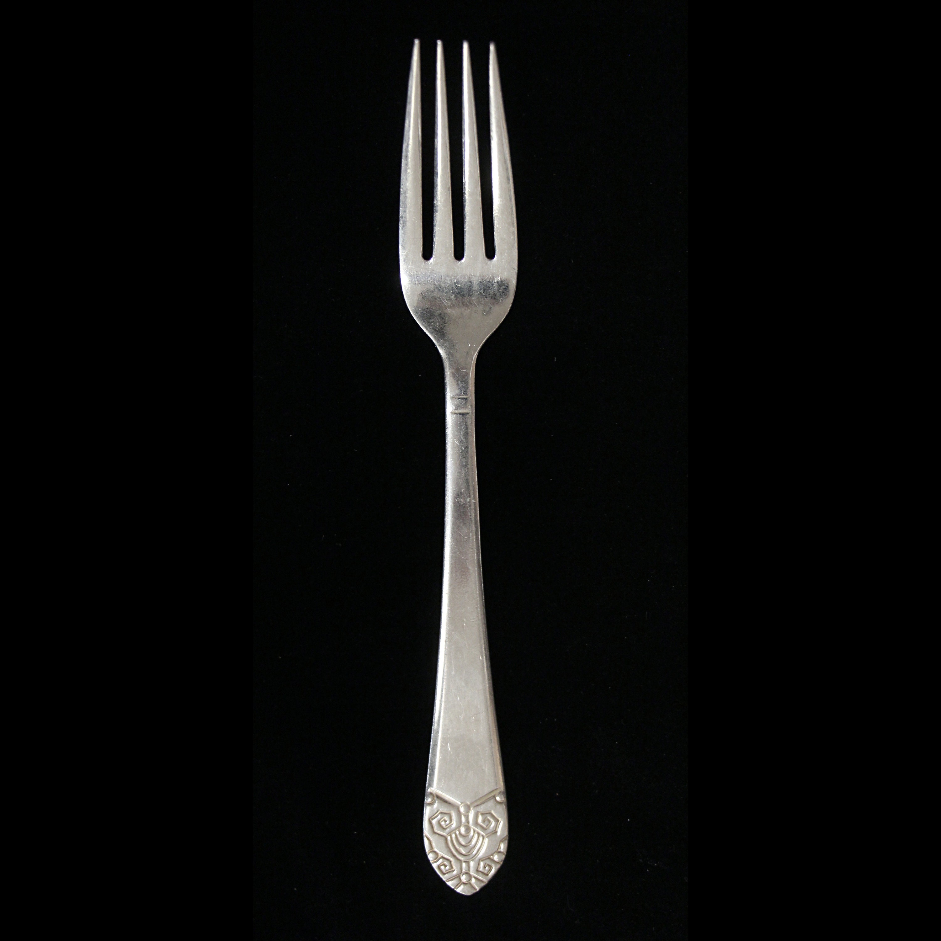 Waldorf astoria best sale silverware