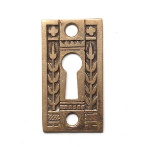 Antique 1.75 in. Brass Aesthetic Door Keyhole Cover Plate