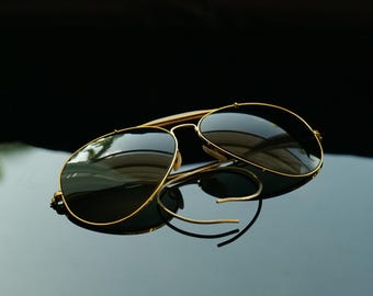 1988年製 レイバン B&L アウトドアーズマン • アメリカ製 • 62mm G-15レンズ • ゴールドアビエーター • ケーブルテンプル • ルクソティカ買収以前のヴィンテージモデル