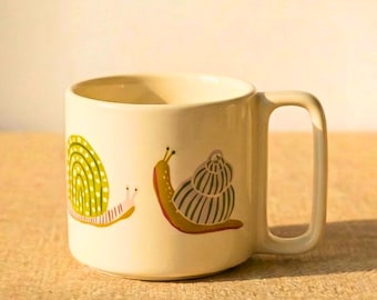 Cute Snail Coffee Mug, Whimsical Snail Mug Gift, Ceramic Nature Lover Mug, Birthday Gift For Gardeners, Handcrafted Cottagecore Cup, 350ml