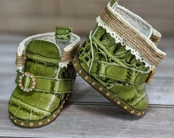 fake alligator shoes
