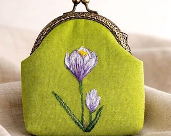 Embroidered Crocus Coin Purse, Spring Floral Kiss Lock Clutch, Handmade Hopsack Wallet