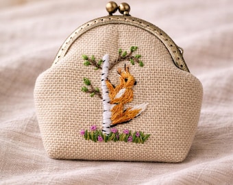 Hand Embroidered Coin Purse, Heart Kiss Lock, Hopsack Fabric