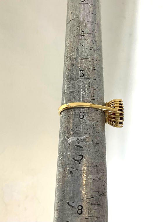 14k Pear shape Garnet  Ring - image 3