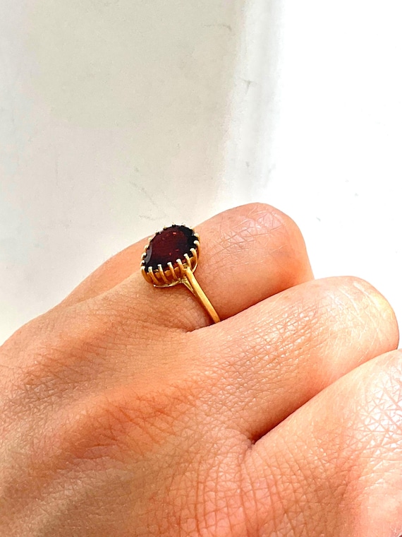 14k Pear shape Garnet  Ring - image 2