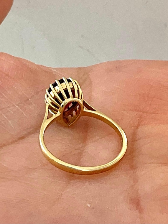 14k Pear shape Garnet  Ring - image 4
