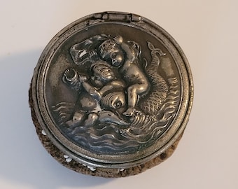 Antique Tam O' Shanter Cherubs Sea Serpent Repoussé Beaded Coin Purse 1890