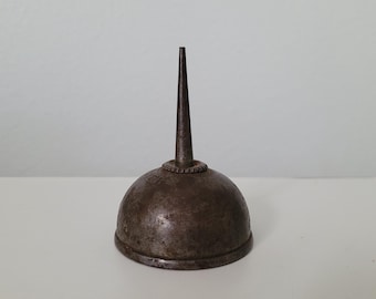 Vintage Singer Sewing Machine Small Oil Can Thumb Oiler