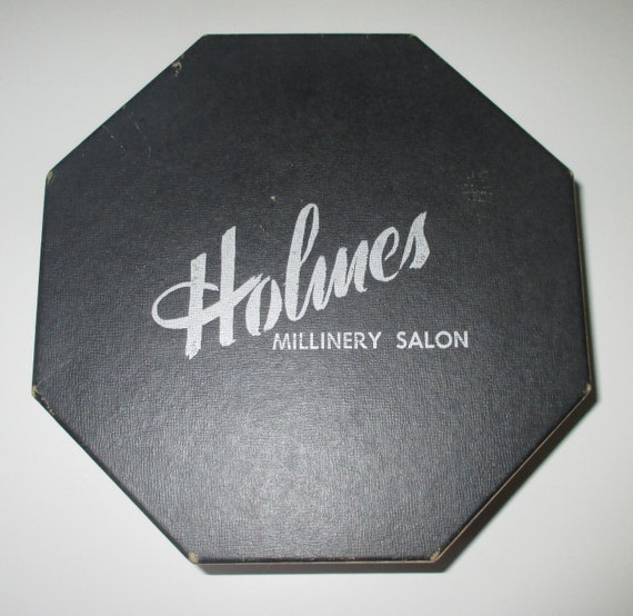 millinery hat boxes