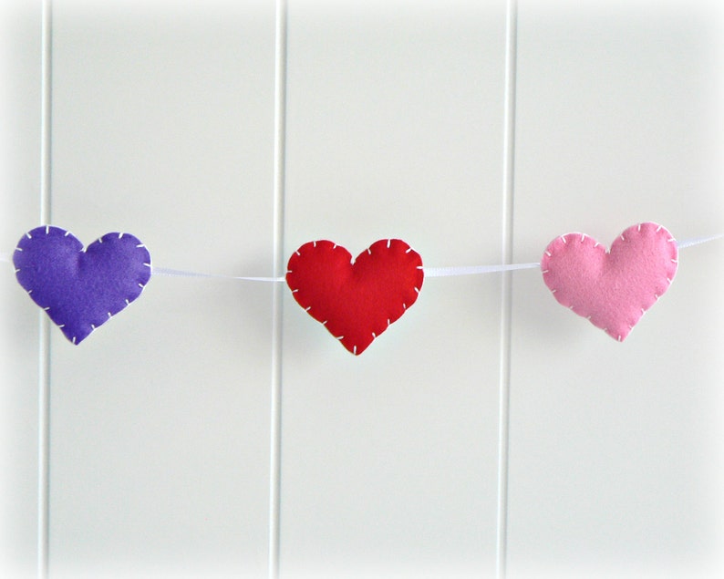 Rainbow felt hearts banner/ garland/ bunting  nursery decor  image 3