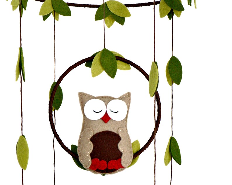 Owl mobile  woodland  Nursery baby mobile  Felt green image 2
