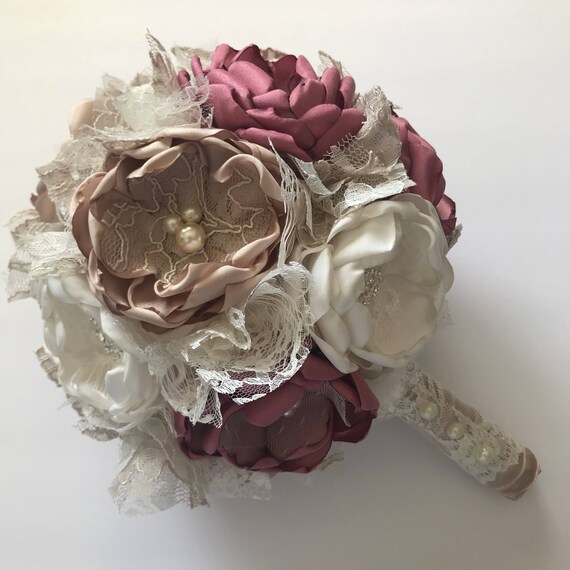 Champagne Mauve Et Crème Bouquet Fleurs Mariage En Tissu Tissu Fleurs à La Main Bouquet De Héritage Tissu Bouquet Shabby Chic Vintage