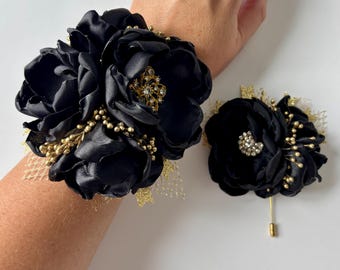 Black and Gold Corsage or Boutonnière - Black Roses, Gold and Black Prom, Homecoming Set, Homecoming Flowers, Fabric Flowers, Silk Roses