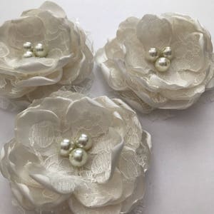 Cream Hair Flower Clip