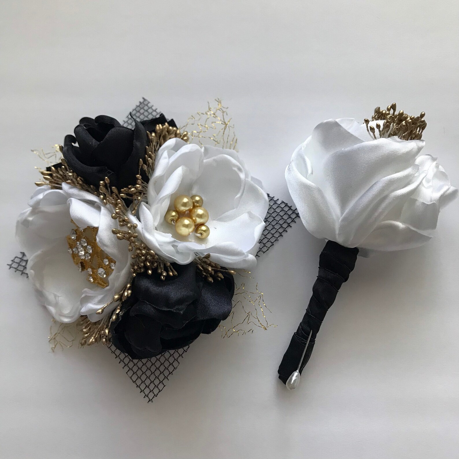 Black White and Gold Wrist Corsage or Boutonnière - Etsy