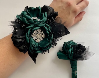 Bijou de corsage ou boutonnière vert et noir