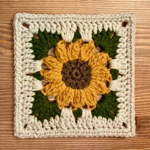Crochet Sunflower Granny Square Pattern (PDF Download)