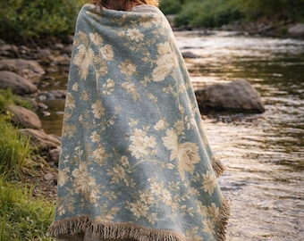 Manta de jacquard floral vintage, estilo cottagecore azul polvoriento, estilo tapiz de algodón.