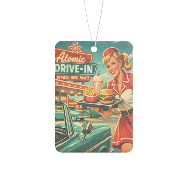 Deodorante per ambienti in stile retrò da diner / Illustrazione Atomic Americana per drive-in (Ghiaccio nero, Auto nuova, Pino) immagine 3