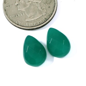 Green Emerald Lab Created Pear Shape Loose Gemstone for Jewelry Making