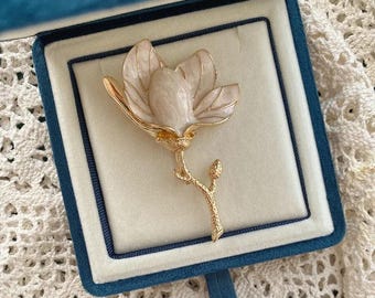Vintage Men’s Wedding Brooch Gold Magnolia | Suit Brooch for Men | Groomsmen Gift