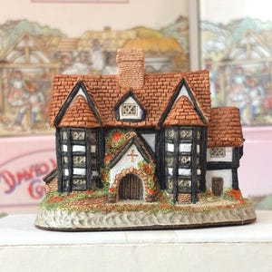 デービッドウィンターThatched Cottage 1982 陶器製ミニチュア Vintage David Winter Cottages - Etsy