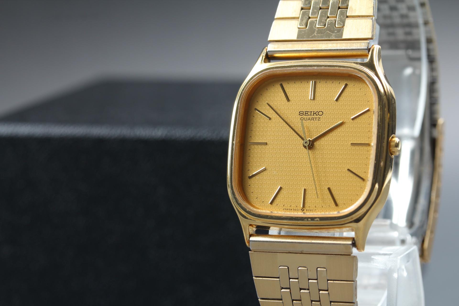 Seiko H601 - Etsy UK