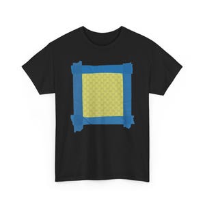 Camiseta minimalista inspirada en Backrooms / Camiseta analógica de terror Liminal Space imagen 3