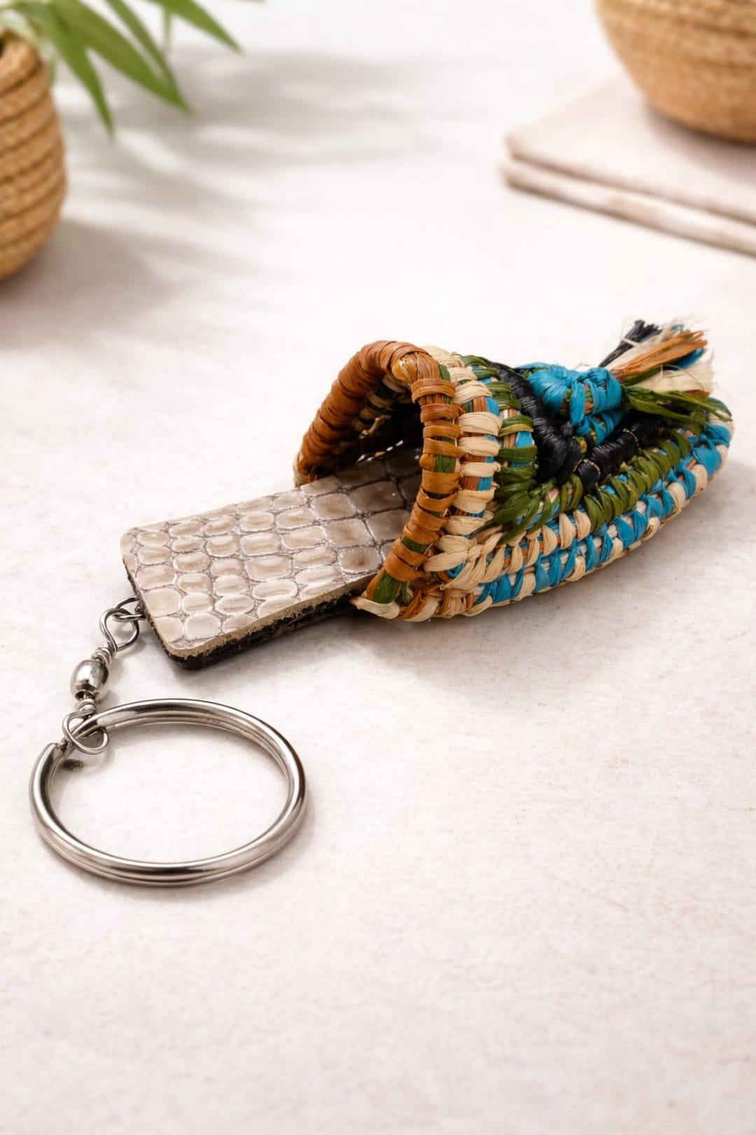 Raffia Keychains Moroccan Raffia Babouche Keychain Handmade Woven Keyring for Men Boho ...