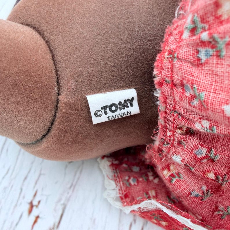 Vintage Sylvanian Families TOMY Brown Bear Mother Figure Red Floral Dress HTF image 17