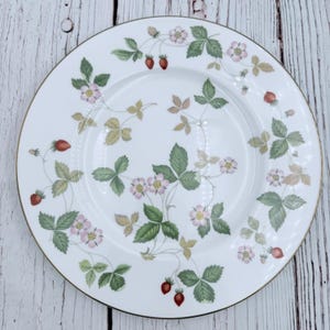 Wedgewood Wild Strawberry China - Etsy