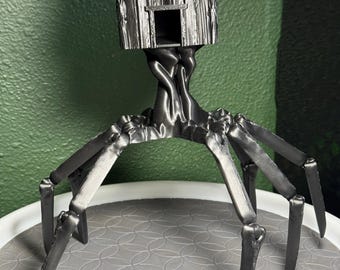 Personaggio Roblox ispirato a House Head / Giocattolo di creatura horror articolato / Mostro da collezione stampato in 3D