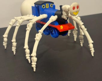 Figura de monstruo de terror "Tren Araña Maldito" de 30 cm / Inspirada en Thomas el Tren.exe
