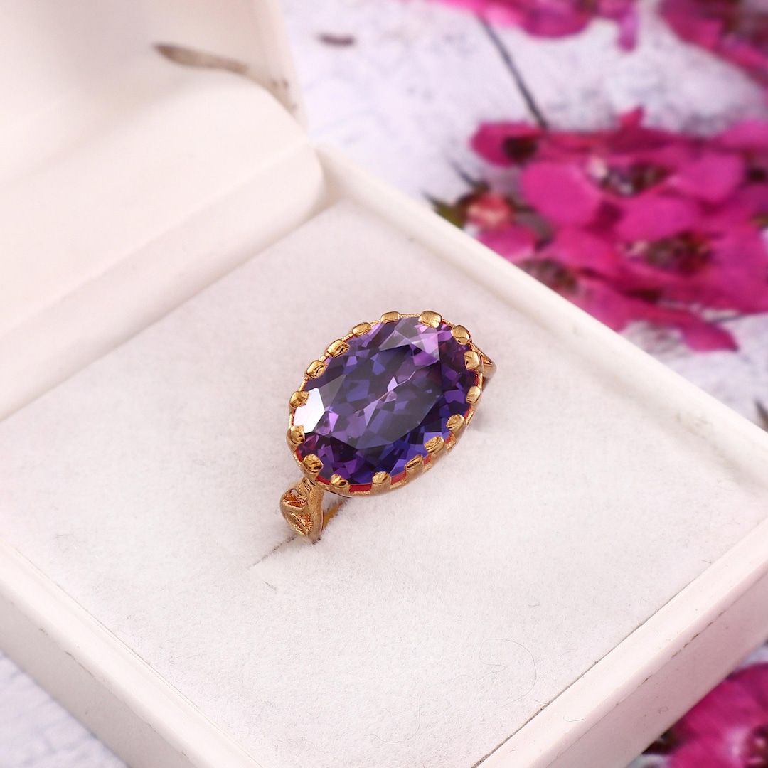 Oval Taaffeite Sapphire Ring Ceylon Sapphire Engagement Gemstone ...