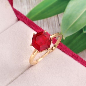 Anel Hexagonal com Rubi de Moçambique, Anel de Noivado e Casamento em Prata, Presente Ideal para o Dia dos Namorados